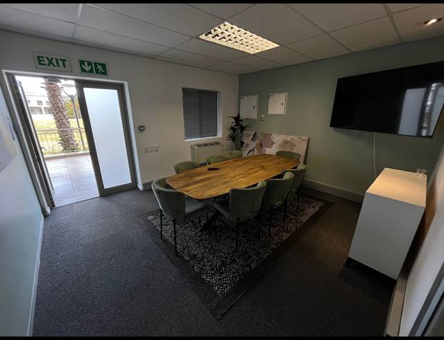 186M² OFFICE TO LET IN CENTURY CITY